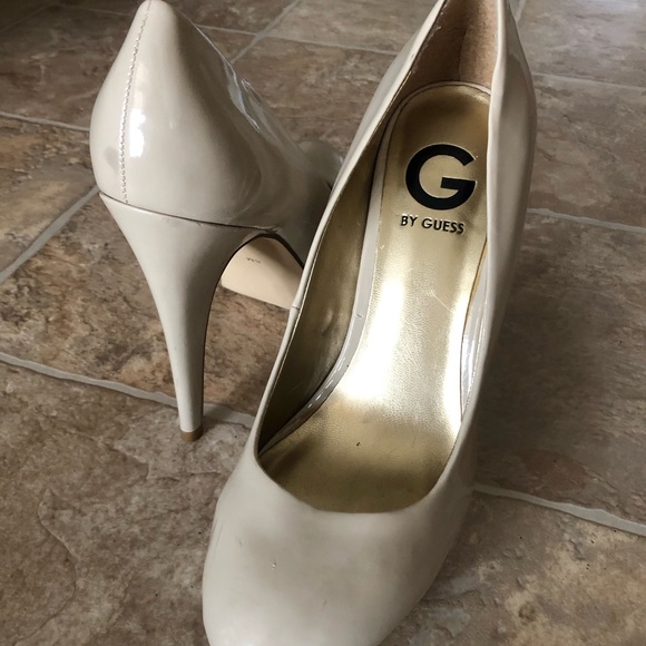 Nude Pumps - G by Guess - Picture 3 of 5